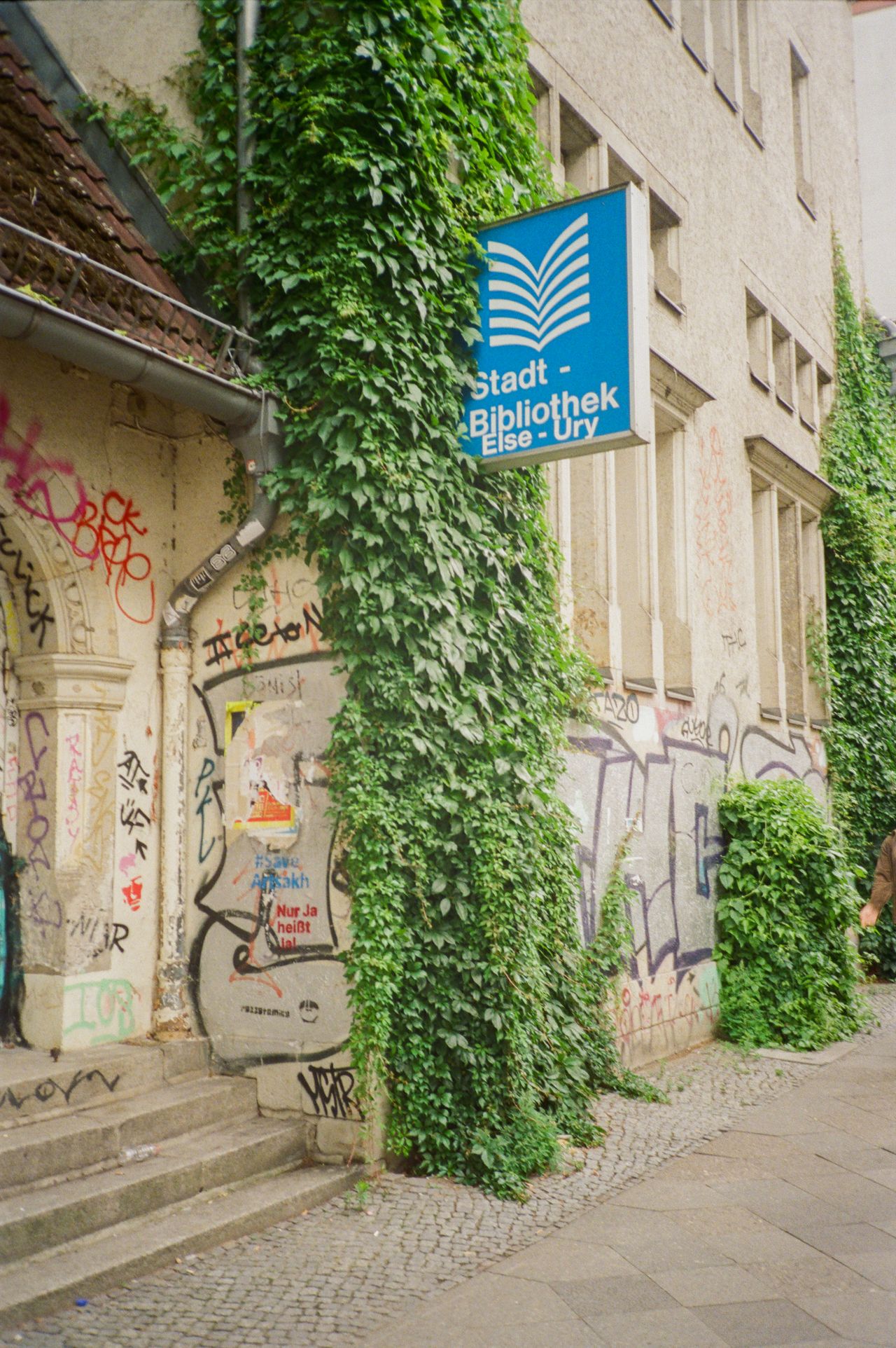 Maldiciones analógicas