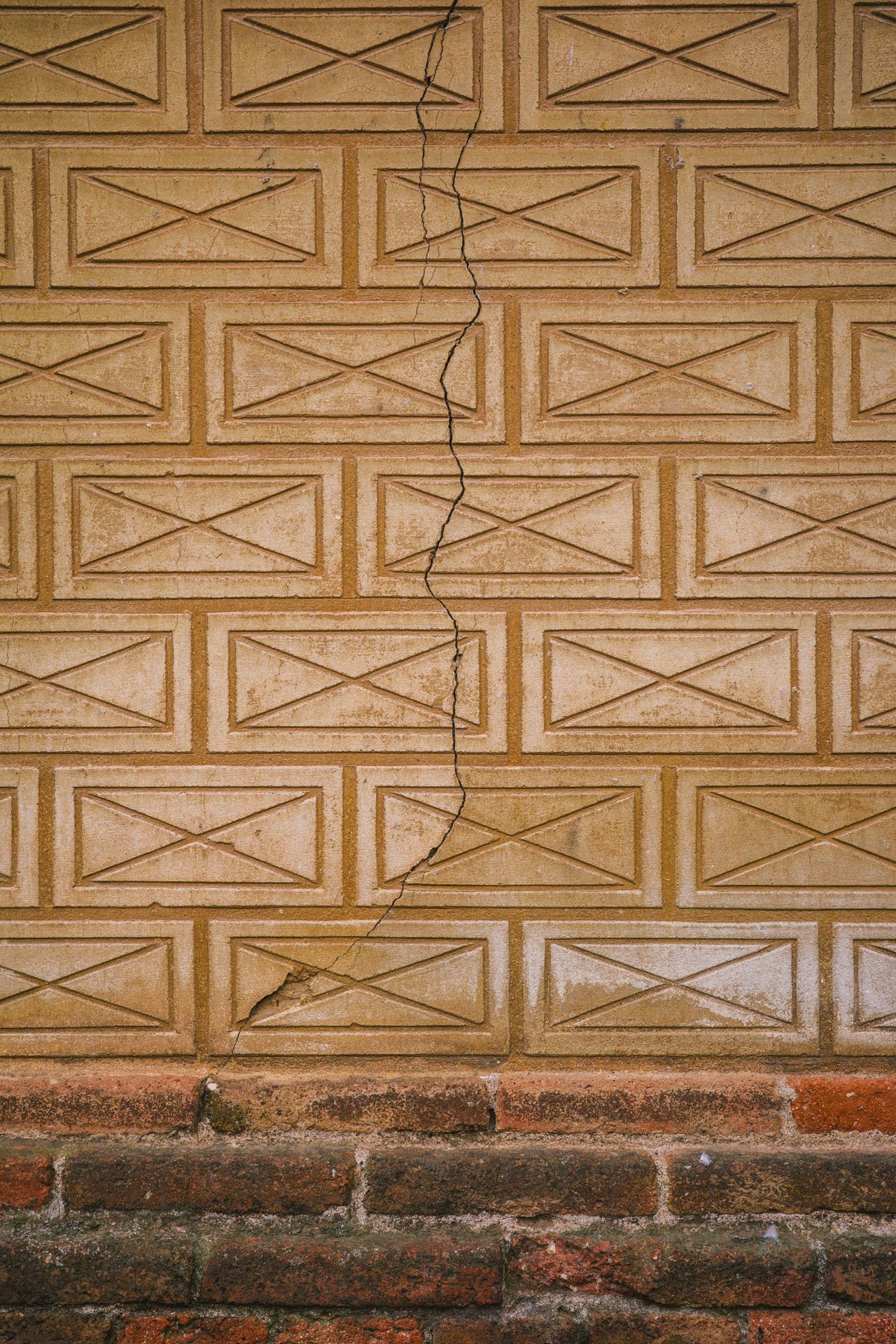 Seis paredes y dos puertas